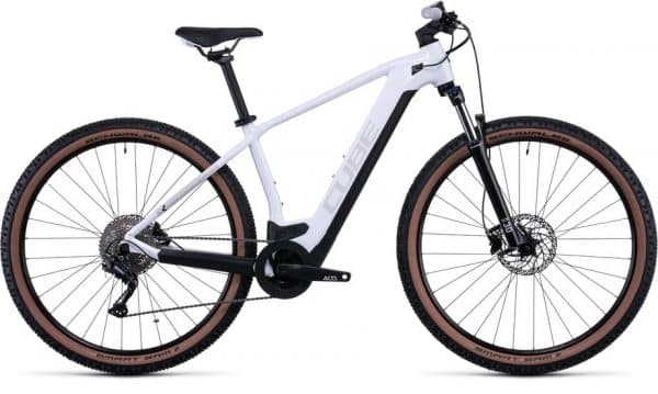 Cube Reaction Hybrid One 625 E-Bike Weiß Modell 2022