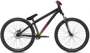 NS Bikes Zircus 26 Mountainbike Schwarz Modell 2022