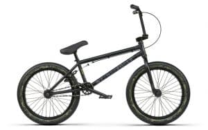 Wethepeople Arcade lang BMX Schwarz Modell 2022