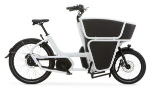 Urban Arrow Shorty Performance Weiß Modell 2022