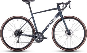 Cube Attain Rennrad Blau Modell 2023